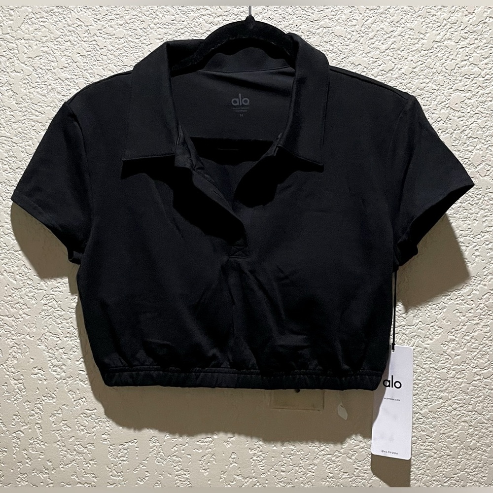 ALO Yoga NWT Cropped Prestige Polo Black Top Size M - Picture 5 of 9